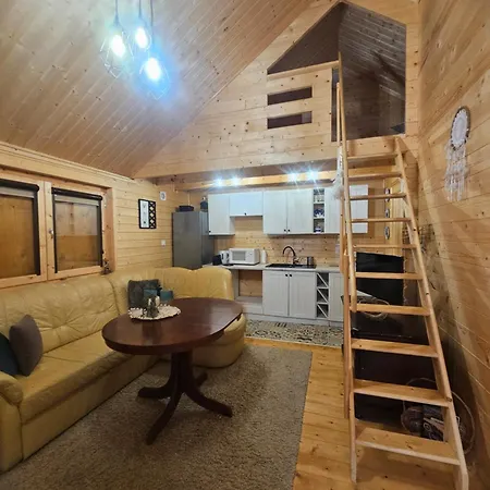 Rodzinny Nad Jeziorem * Rentyny