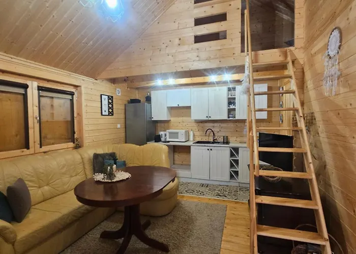 Rodzinny Nad Jeziorem * Rentyny